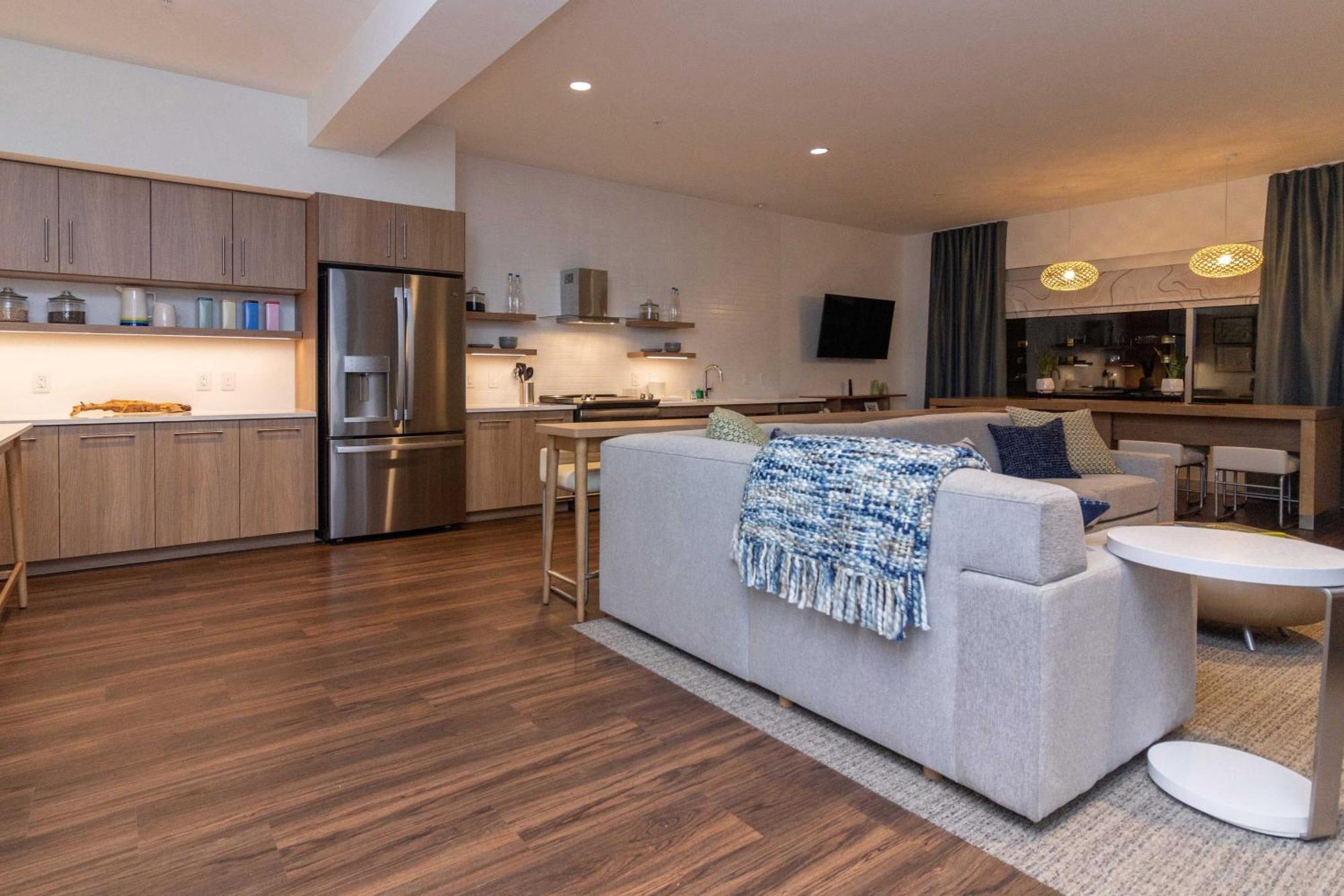 Element St. Louis Midtown Hotel Bagian luar foto