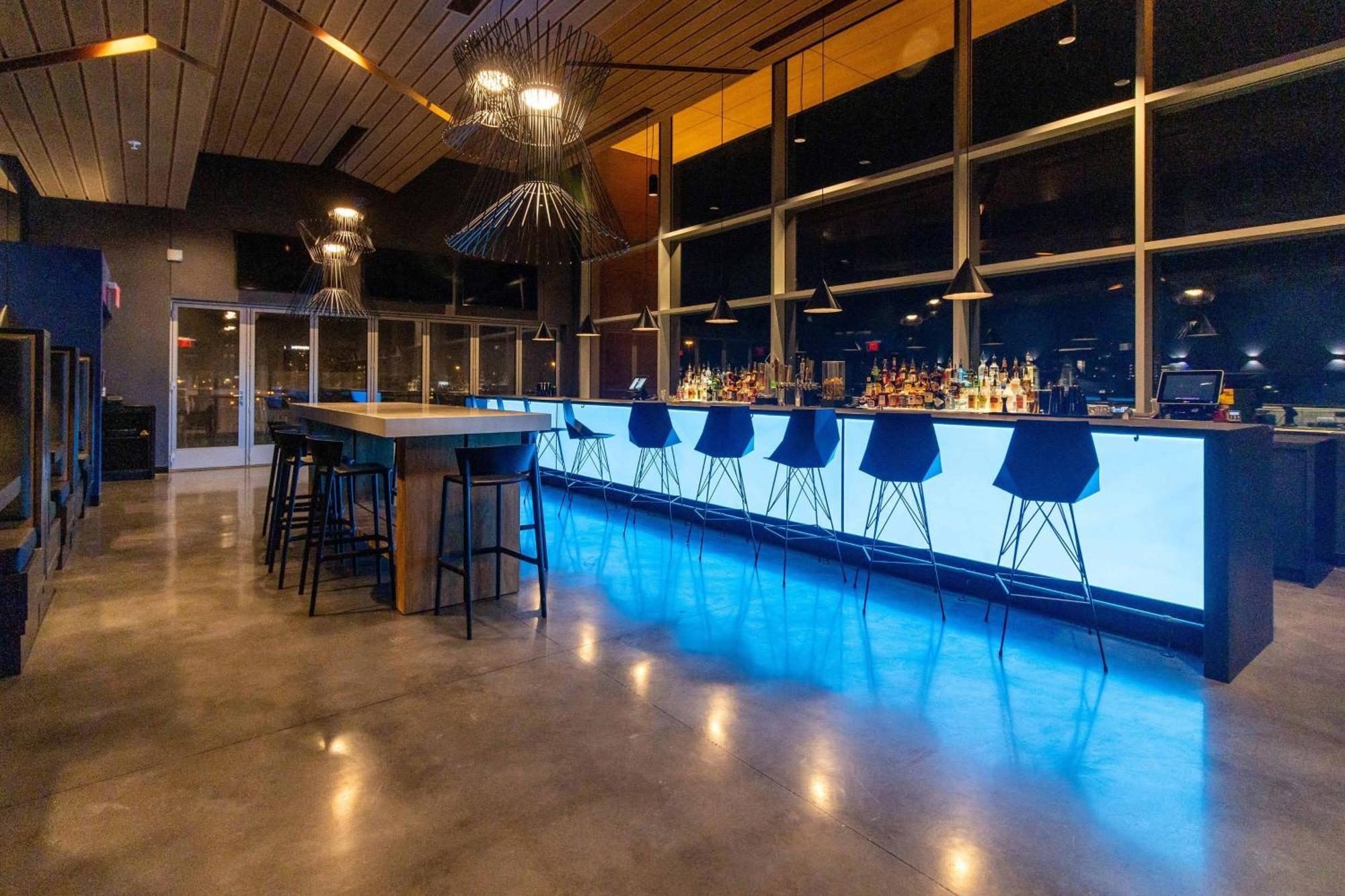 Element St. Louis Midtown Hotel Bagian luar foto